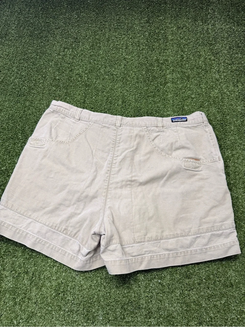 Vintage Patagonia Y2K Tan Khaki Men Shorts Short Hiking Casual Organic Cotton 38
